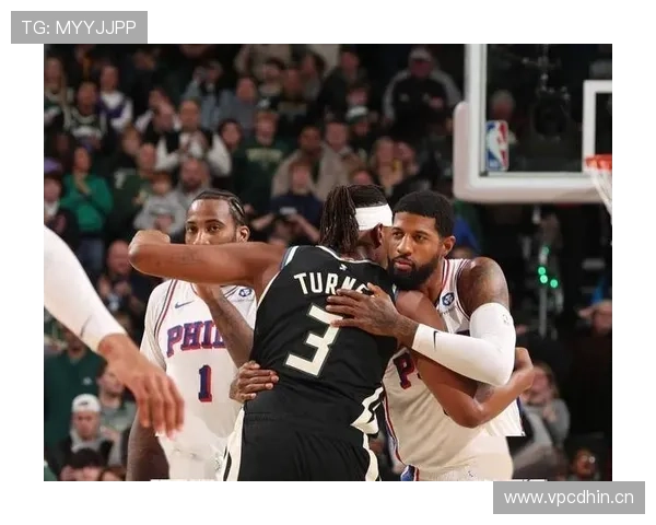 保罗·乔治的厨房里连盐都不放，自律到连朋友聚餐都得提前报备菜单