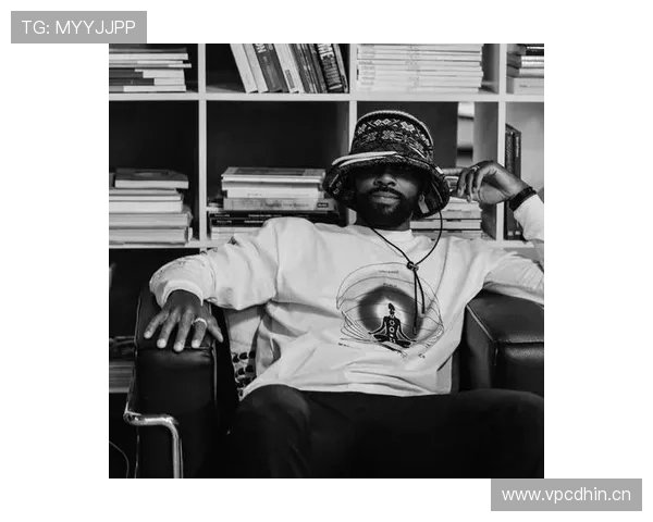 凯里·欧文晒家居照，连一只靠枕都比我整套家具有面子