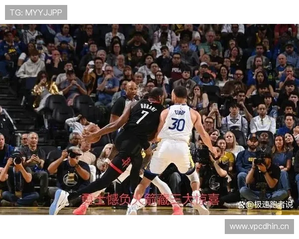 罗斯挡拆突破拉开空间，对比库里无球牵制效果迥异