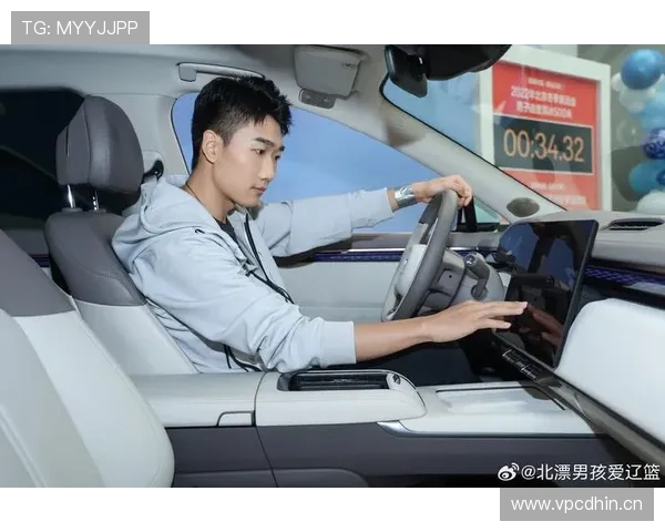 高亭宇连夜买豪车，邻居都懵了，这生活差距也太大了吧